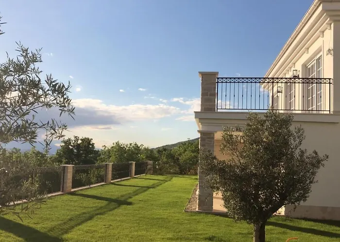 Vespera By Interhome Semesterbostad Crikvenica